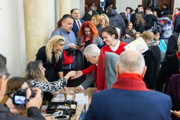 В Двореца на културата се преведе специално събитие по валидиране на пощенска марка ‘‘Китайска Нова година - година на огнения кон‘‘
