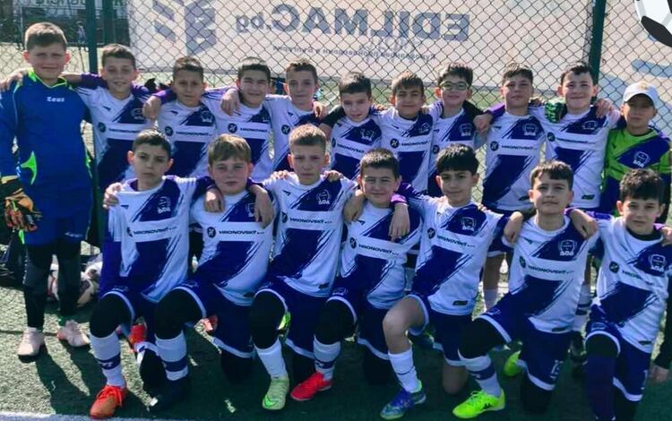 ФК „Рудозем“ U12 с изразителна победа над „Екстрийм“ в Пловдив