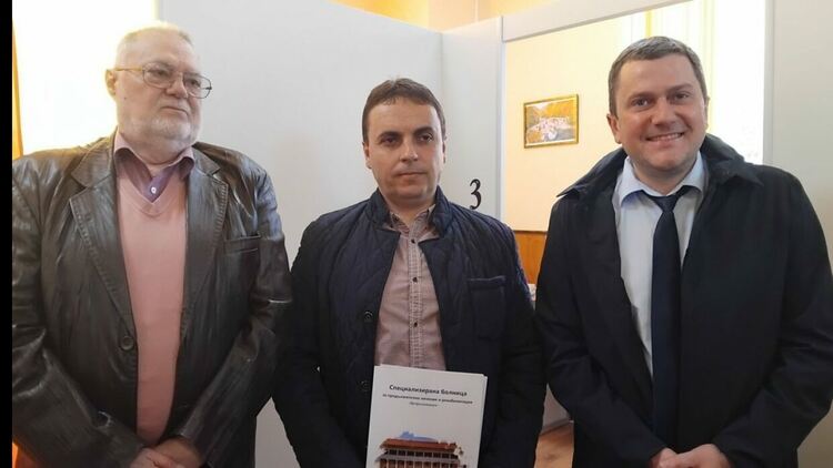 „Топлофикация Перник“ дари високотехнологична апаратура на Профилакториума