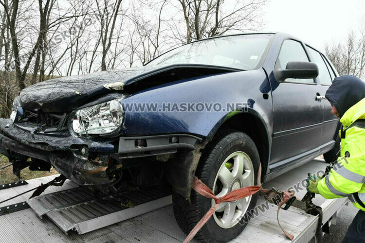 Двама пострадаха леко при катастрофи в региона през почивните дни