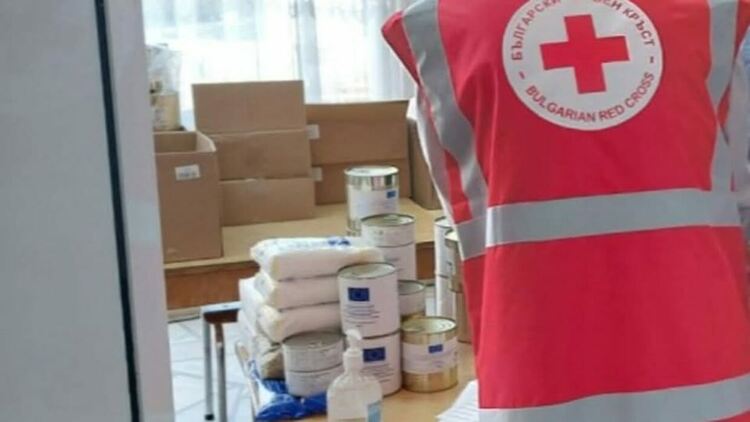 БЧК ЗАПОЧВА РАЗДАВАНЕТО НА ХРАНИТЕЛНИ ПРОДУКТИ ПО ПРОГРАМА „ХРАНИ И ОСНОВНО МАТЕРИАЛНО ПОДПОМАГАНЕ“ 2021 – 2027, ОПЕРАЦИЯ „ПОДКРЕПА“