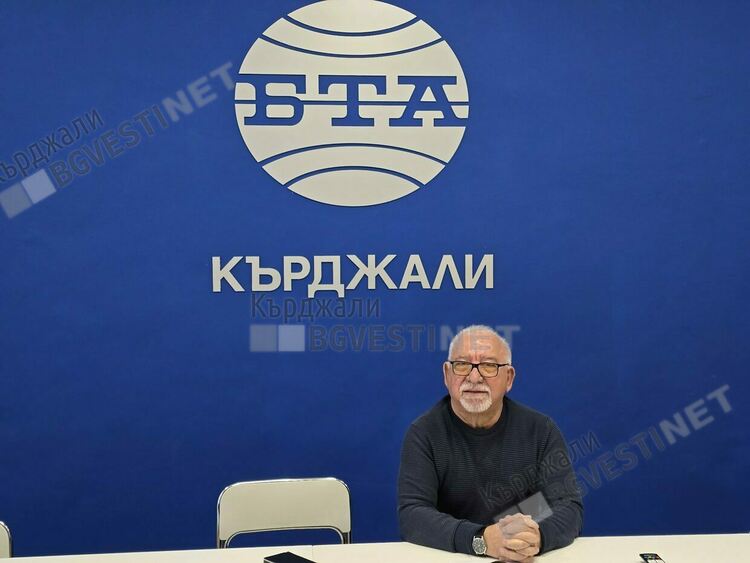 НДК си остава родна сцена, въпреки че съм свирил и в големи зали и стадиони в чужбина, каза акордеонистът Нешко Нешев в Кърджали