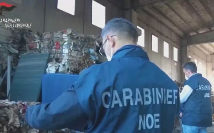 Италия разследва българи за внос на опасни отпадъци у нас
