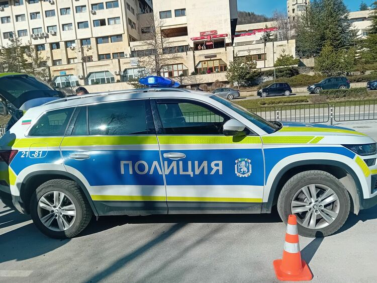 Трима задържани с 40 000 евро за купуване на гласове в Смолянско