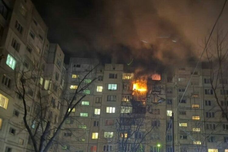 Русия нападна Киев с множество дронове и балистични ракети