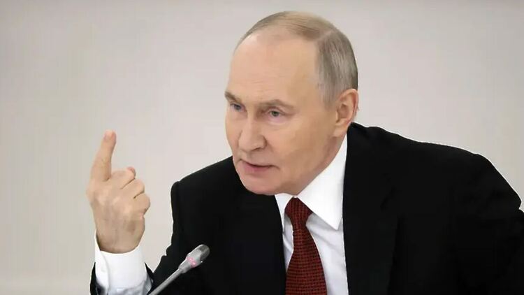 Русия: Чужденците да напуснат Киев