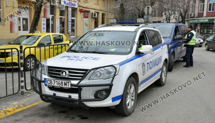Заловиха дрогиран зад волана 
