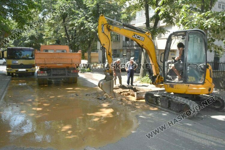Няколко хасковски квартала са без вода заради авария