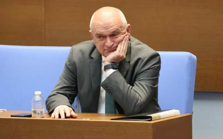 Управляващите подхванаха Главчев заради сигнали за нарушения