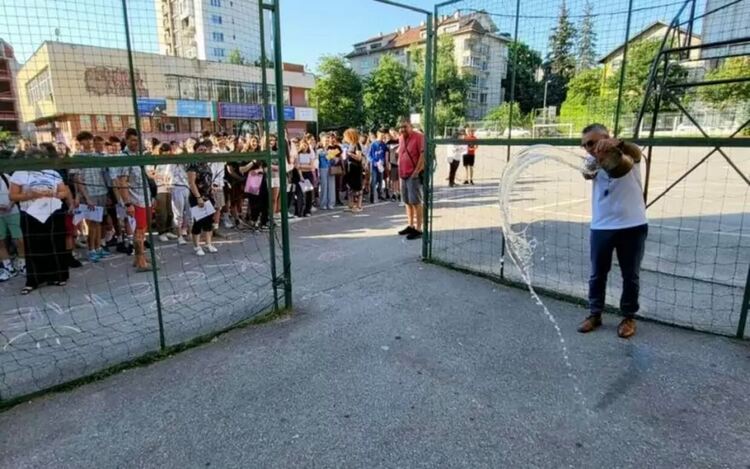 Днес е изпитът по математика за 7. и 10. клас