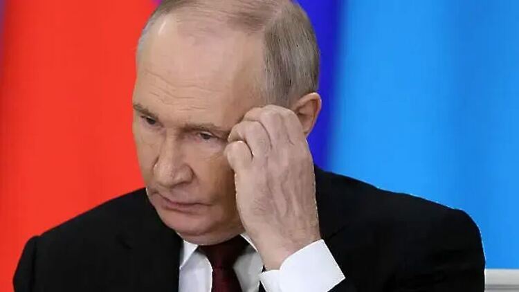 Путин готов на мирни преговори след недостига на гориво заради украинските удари