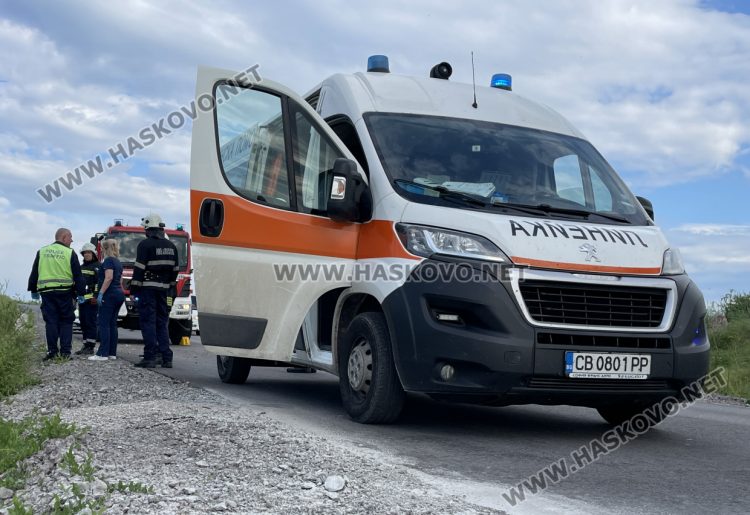 Автоинструктор е ранен при преобръщане на учебен автомобил в Харманли