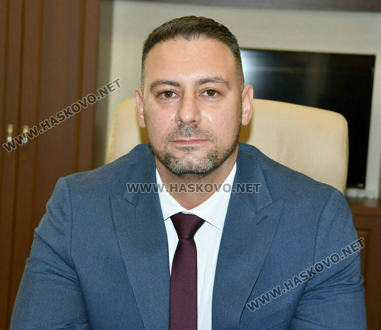 Бъдещето на бившите казарми в Симеоновград е свързано с привличането на частен инвеститор