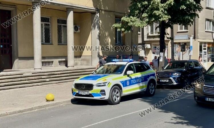 Нов фалшив сигнал за бомба вдигна на крак полицията в Хасково