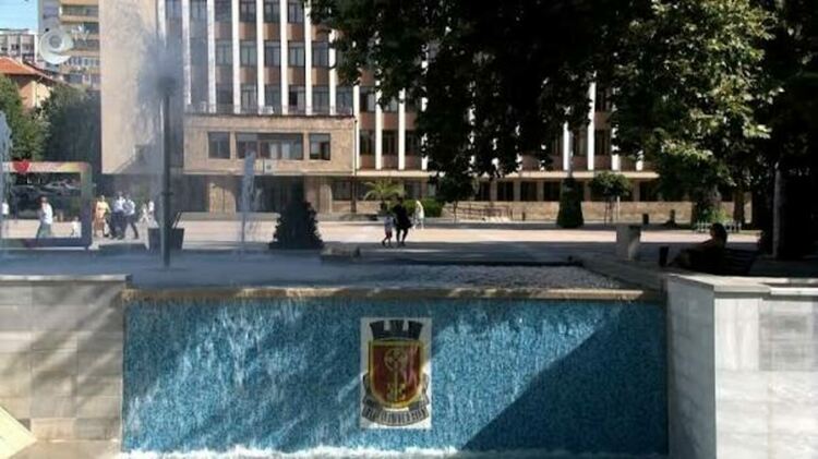 Топло и слънчево време в Хасково