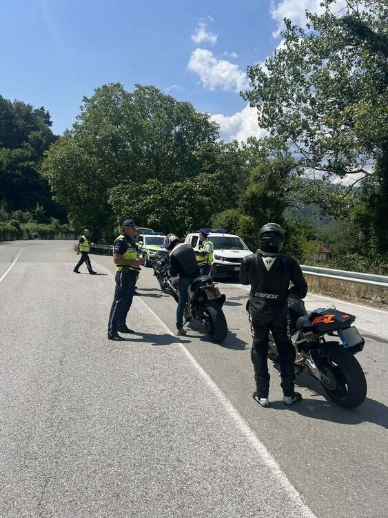 Полицията установи 40 нарушения по пътищата в Смолянско, с дрон засекоха рискови изпреварвания
